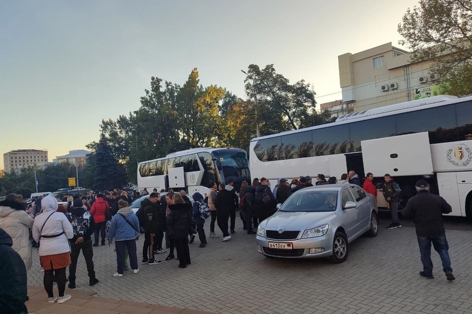 Дети из Ясиноватой поехали в Миасс по приглашению губернатора Челябинской области. Фото: социальные сети Дмитрия Шевченко