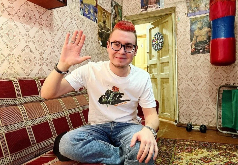 Блогер Влад Кобяков рассказал о неожиданном подарке певицы Аниты Цой. Фото: личная страница Влада Кобякова в соцсети.