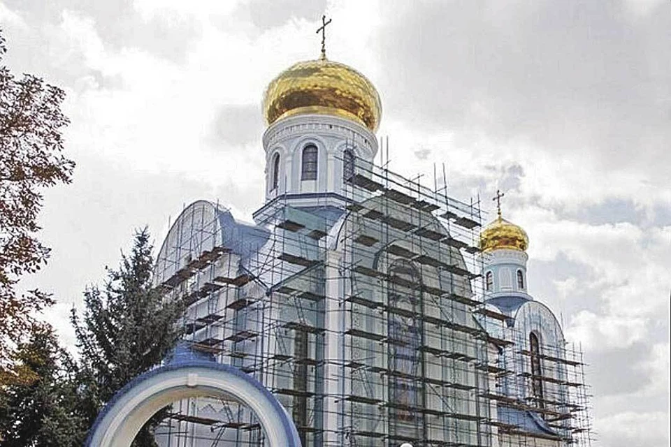 Реконструкция храма в Луганске началась 12 сентября.