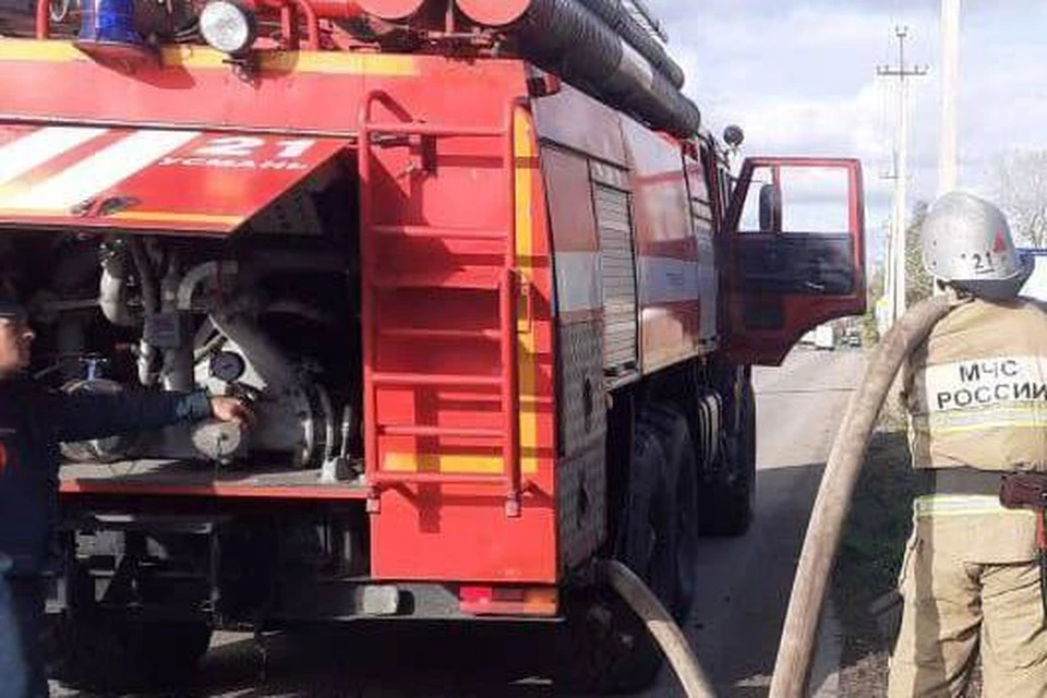 Два автомобиля и семечки подсолнуха горели в выходные в Липецкой области