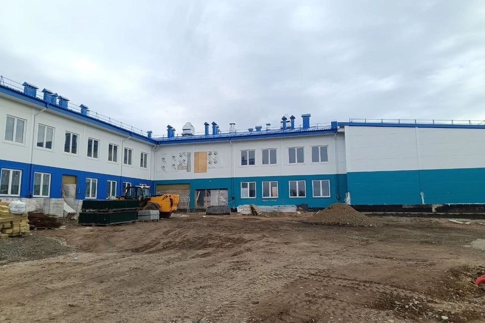 Строительство школы в деревне Евдокимова начал новый субподрядчик