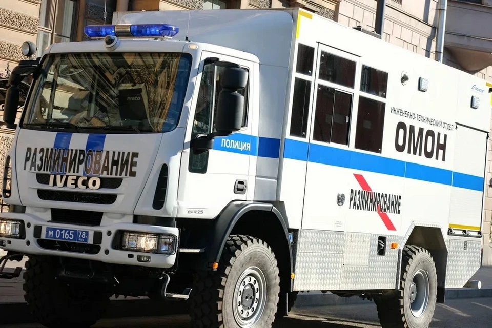 34 здания в Петербурге и Ленобласти осмотрели из-за сообщений о минировании.