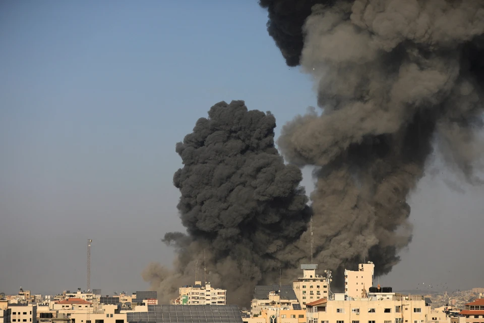 Несмотря на продолжающиеся авиаудары Тель-Авива по сектору Газа, страна затягивает свою наземную операцию