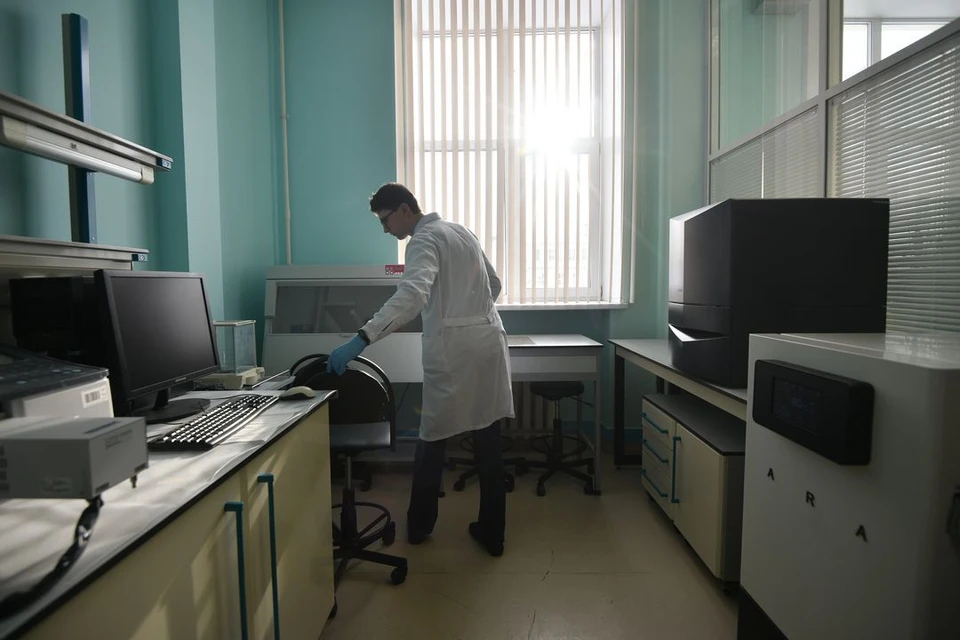 Новосибирские учёные разработали технологию водно-лазерной резки.