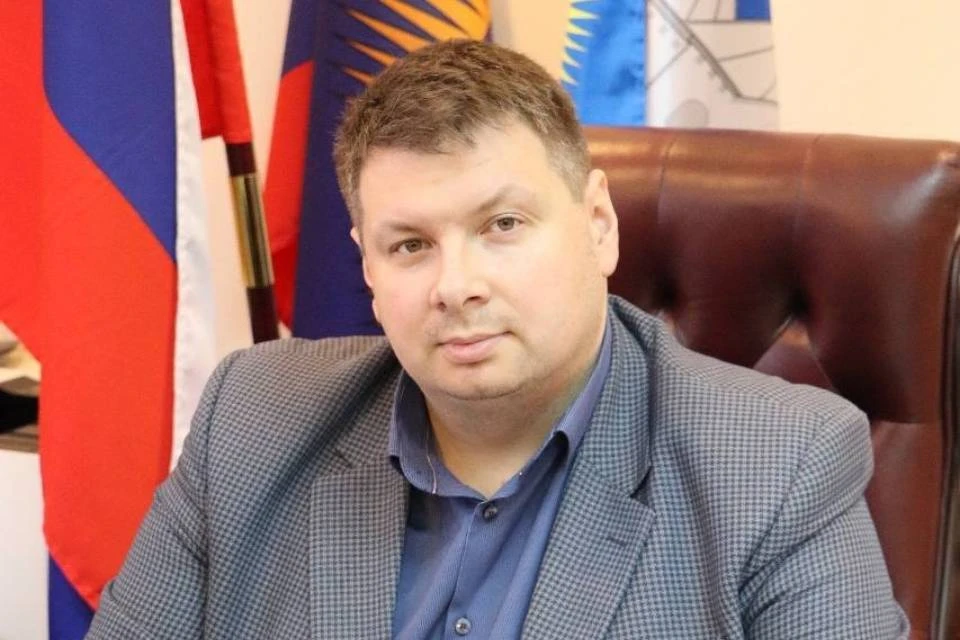 Последний день в статусе главы администрации Кандалакшского района у Ярослава Шалагина был 27 октября.