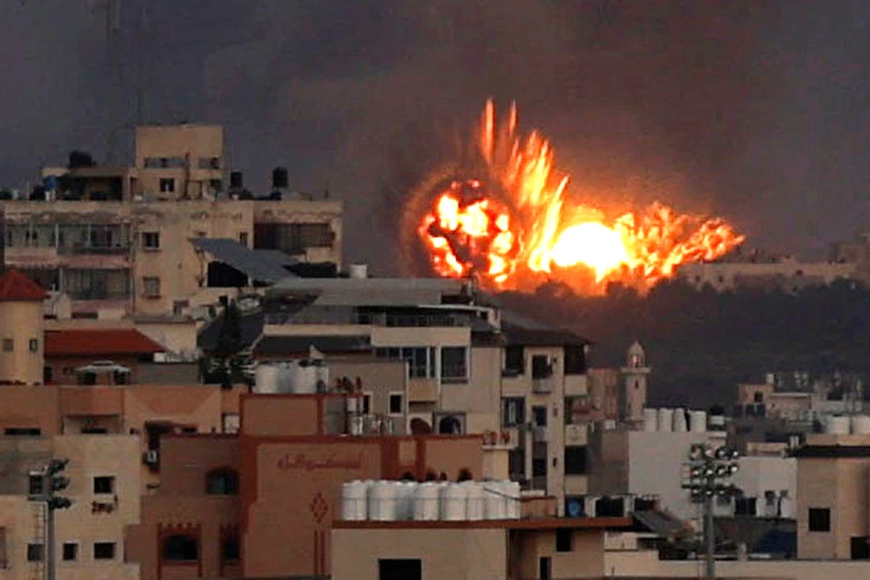 Перед вводом военных подразделений Газу подвергли ракетному обстрелу, который стал одним из самых масштабных с момента атаки ХАМАС на Израиль.
