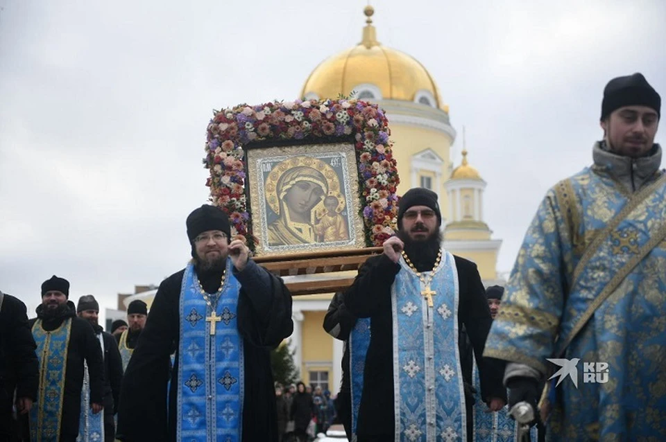 Верующие отметили праздник Казанской иконы Божьей матери