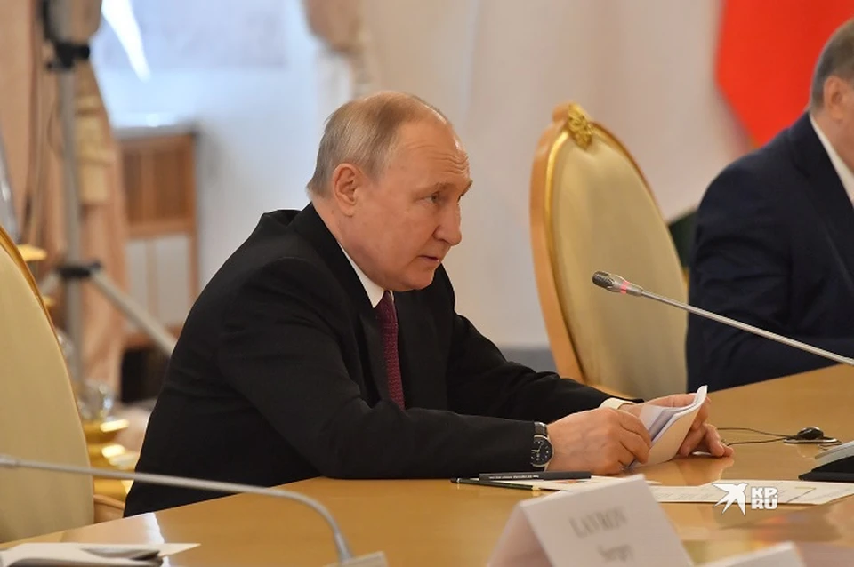 Президент России отметил достижения четырех свердловчан