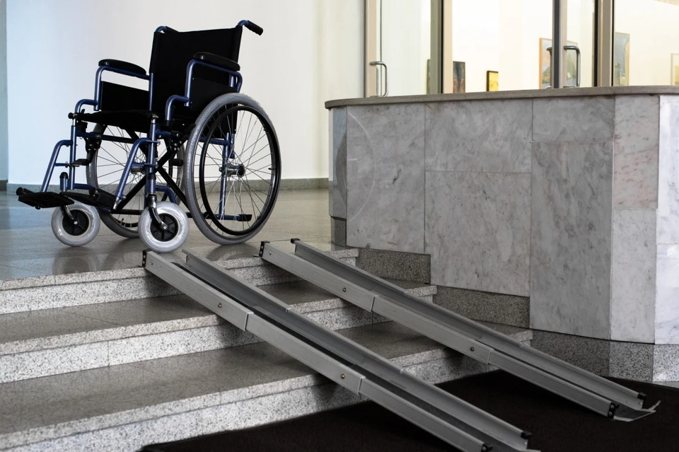 Пенсионерку-инвалида, брошенную в Мексике, ждут в Воронеже.