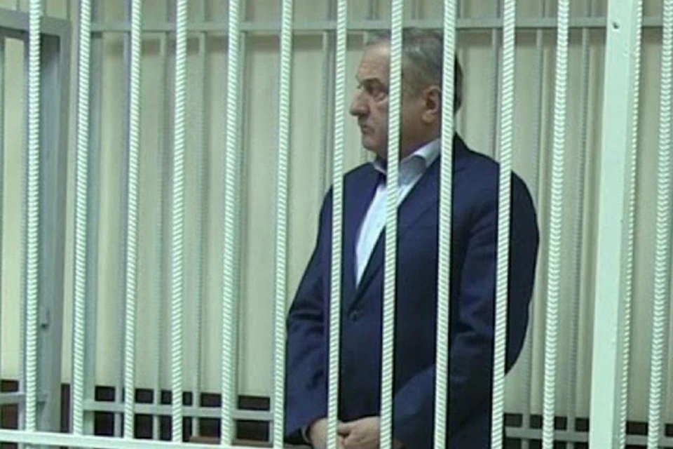 В результате бывший глава Кирова получил 8 лет 8 месяцев колонии строгого режима. Фото: прокуратура Кировской области