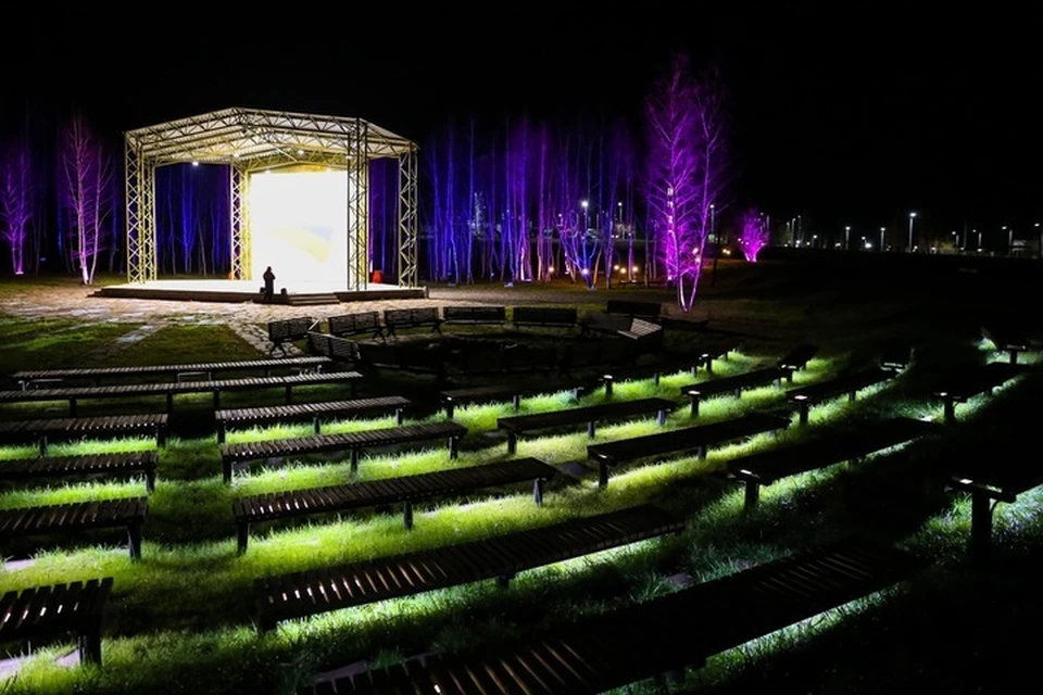 На территории парка уже появилась новая подсветка. Фото: vk.com/radiyhabirov