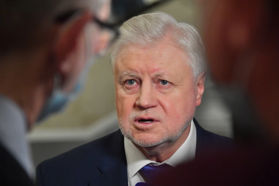 Миронов назвал сообщения об удочерении им девочки из Херсона фейками СБУ