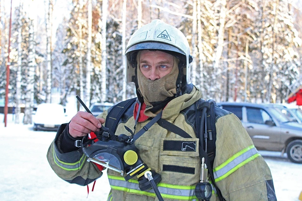 В Усинске в результате пожара сгорела кухня в квартире МКД. Фото: МЧС по Коми.