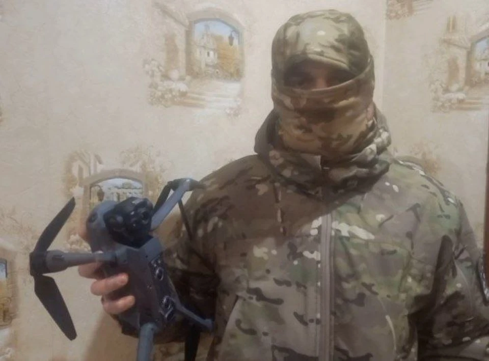 Волонтеры помогают бойцам получать необходимое оборудование ФОТО: Народный фронт Крыма.