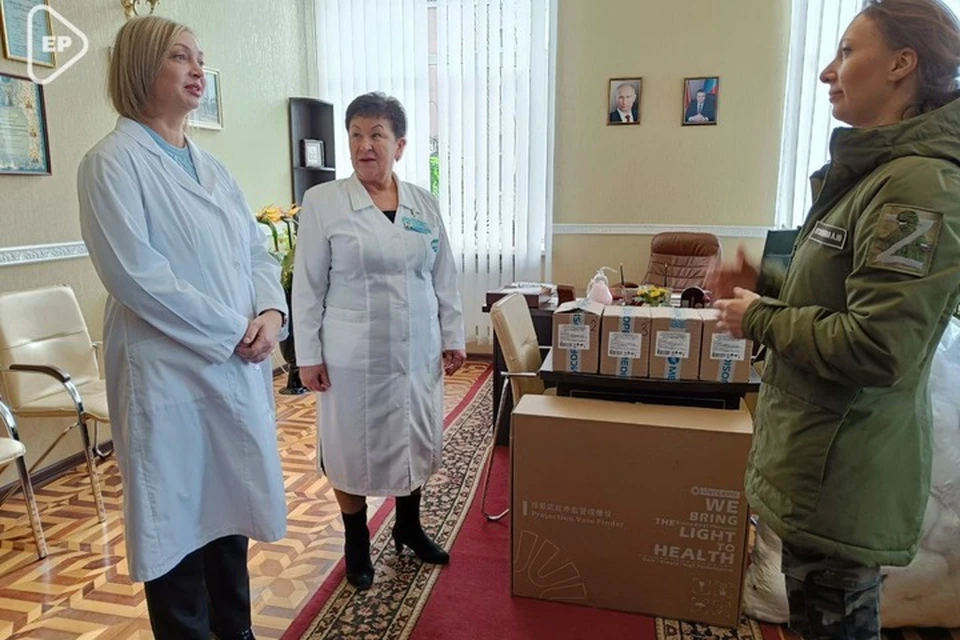 Единая Россия, МГЕР и фонд «Ридовка помогает!» организовали мобильный медпункт в Лисичанске. ФОТО: ЕР