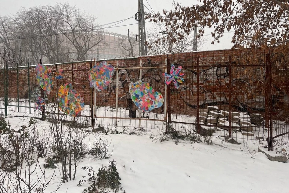 Вандалы вырвали три детали. Фото: пресс-служба паблик-арт программы «ЧО»