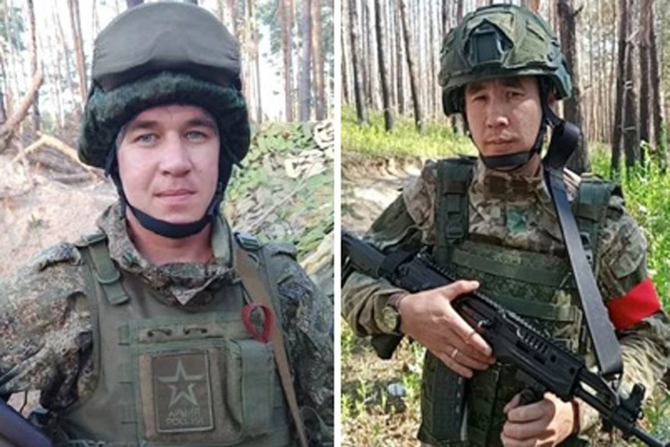 Рядовой Аркадий Аптраев и гвардии младший сержант Унатбек Аманов