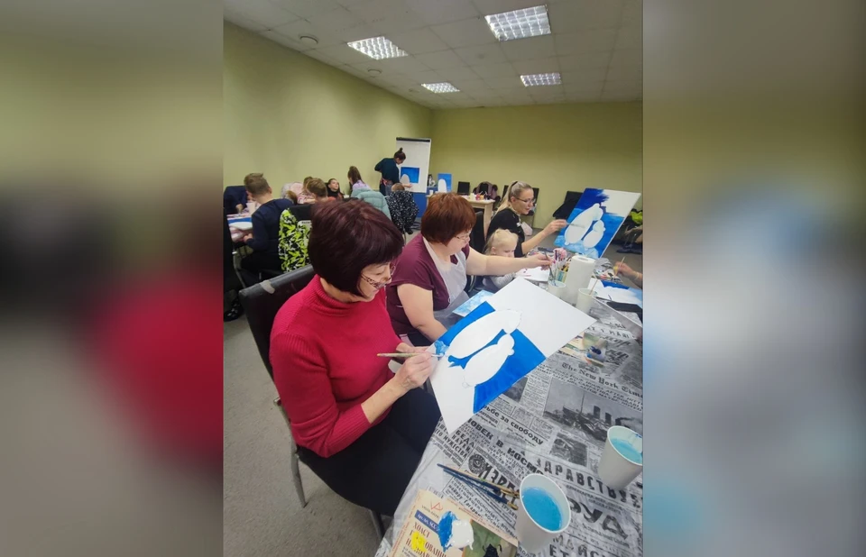 С пользой провели время не только ребята, но и их мамы / Фото: vk.com/istochnikvery