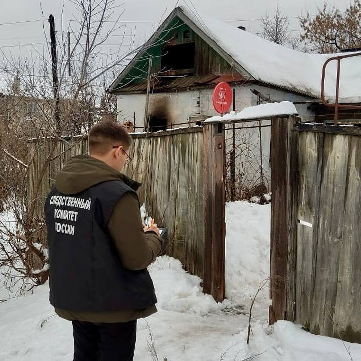 В Вольске на пожаре обнаружено тело 60-летнего мужчины - KP.RU