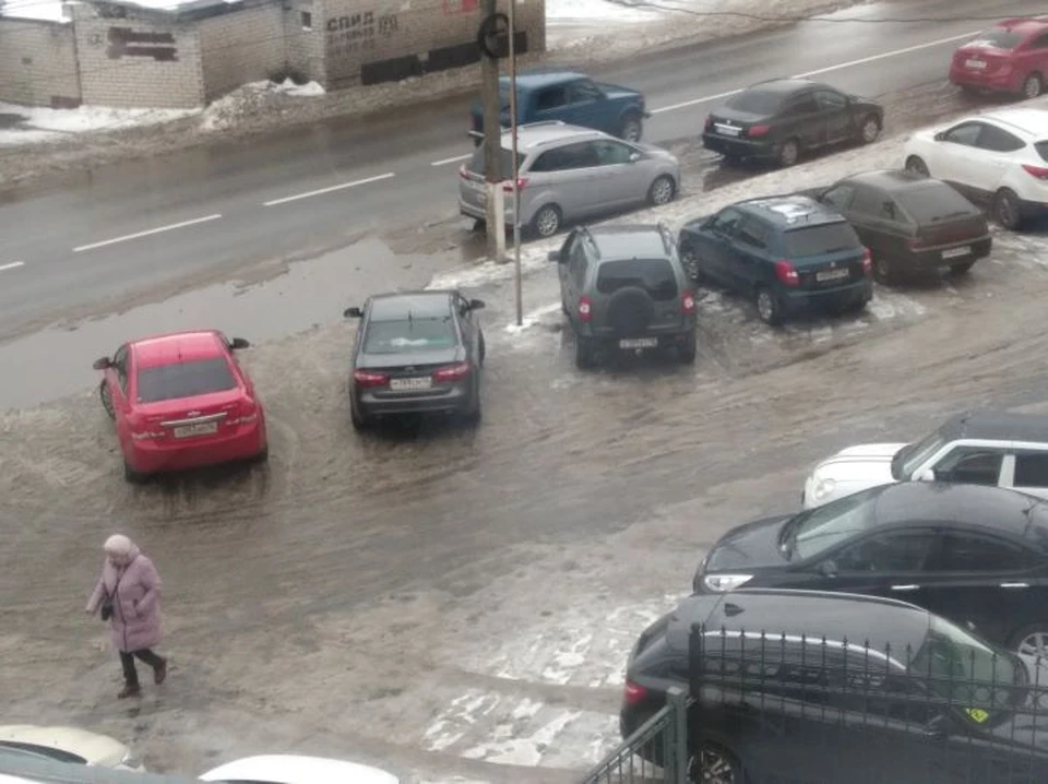 По городу курьер передвигался на дистанционно арендованном такси