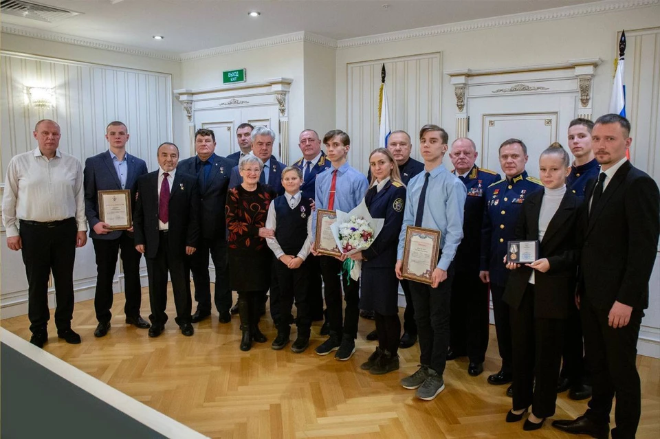 В Следственном комитете России наградили юных героев Отечества. Фото: СК России