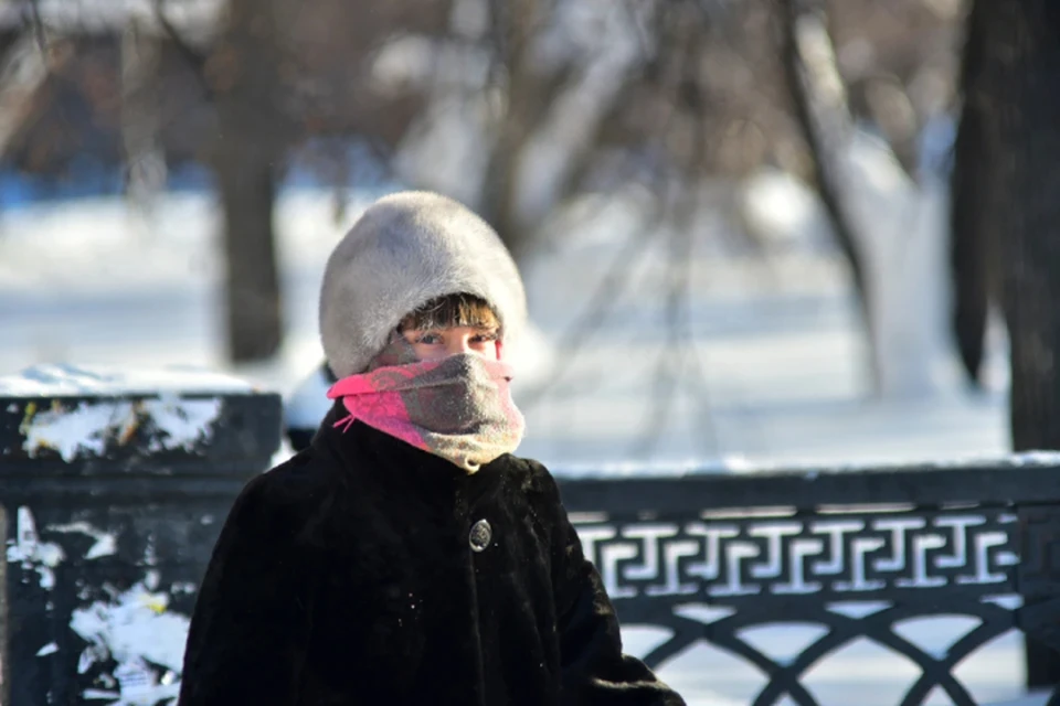 А белая зима началась внезапно, вышла и метет...