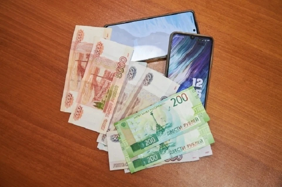 Кировчанка раздача разным мошенникам более 1,1 млн рублей