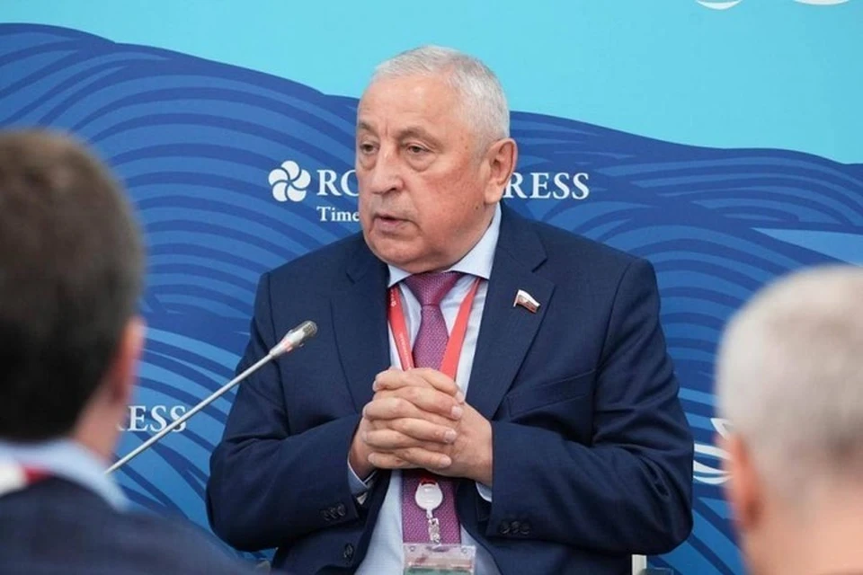 КПРФ может выставить на президентские выборы депутата Николая Харитонова Фото: пресс-служба КПРФ