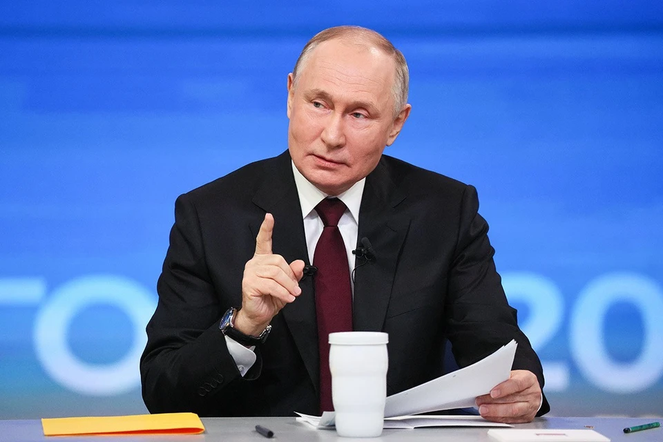 Владимир Путин подводит итоги года. Фото: Сергей БОБЫЛЕВ/ТАСС