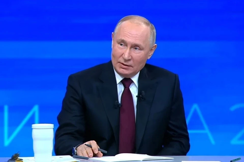 Путин ответил на вопрос о кардиоцентрах. Фото: Прямая линия президента