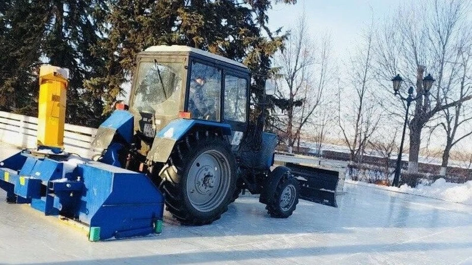 Каток на набережной готов к приему любителей покататься на коньках / Фото: t.me/depgorhoz
