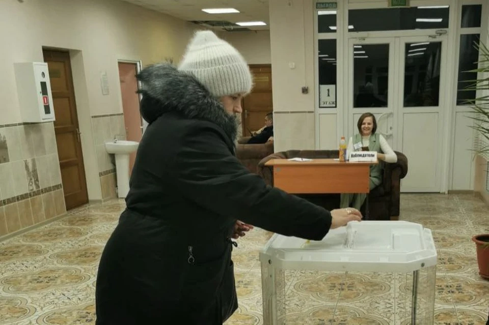 Председатель облизбиркома Евгения Ивлева сообщила, что выборы проходят в конкурентной борьбе. Фото: Избирком Оренбургской области