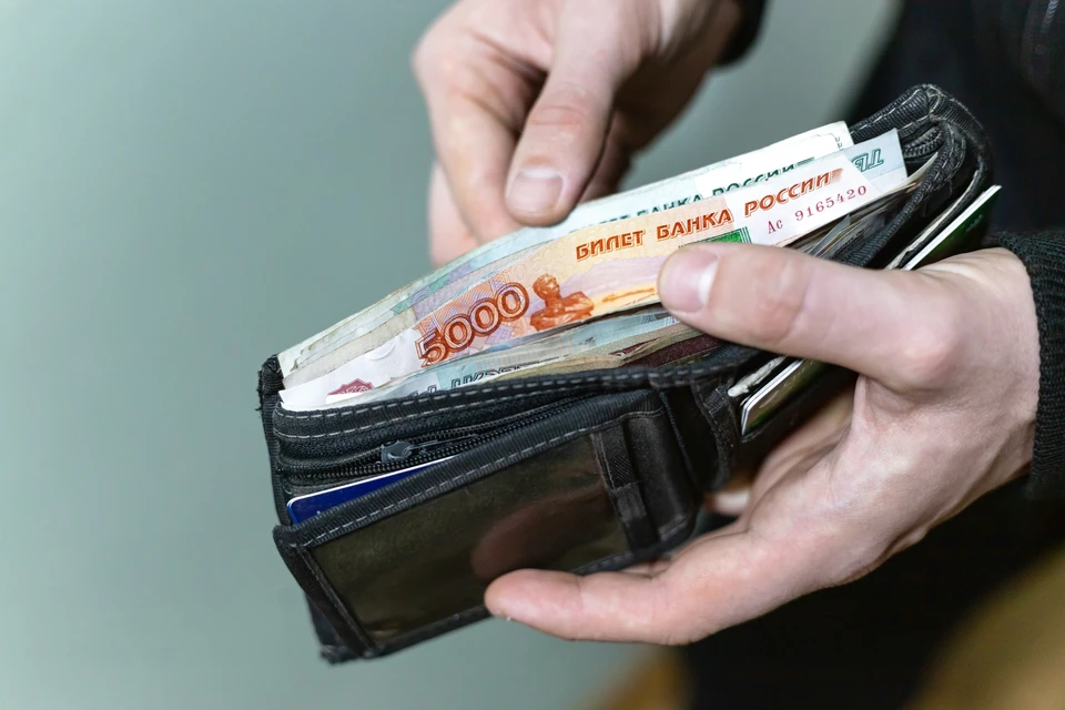В Красноярске 29% жителей рассчитывают на новогоднюю премию