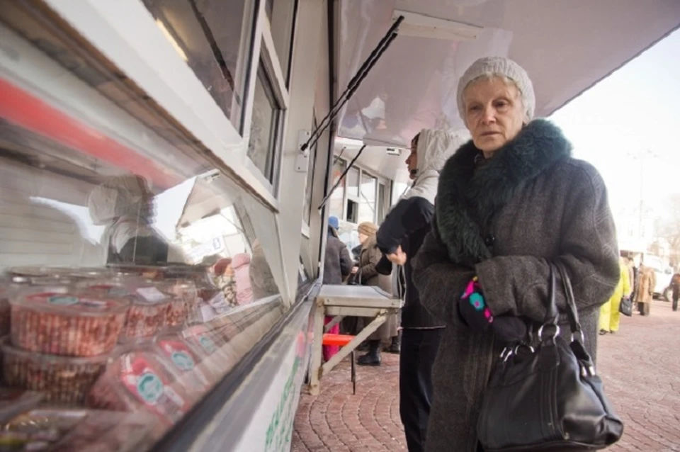 Горожане на ней могут приобрести продукцию от местных производителей по ценам ниже магазинных.