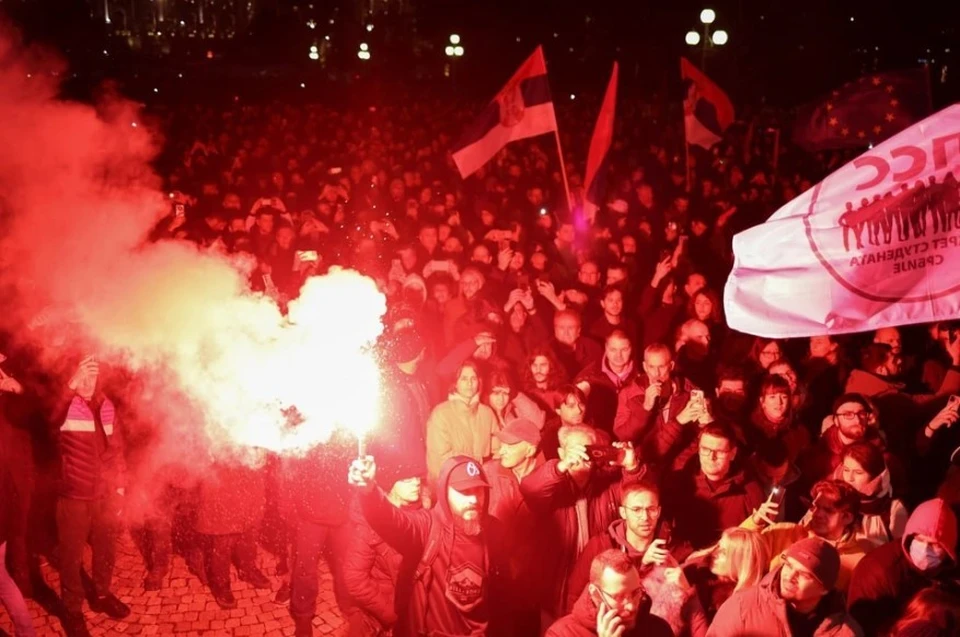 N1: Протестующие в Сербии заблокировали ещё одну центральную улицу Белграда