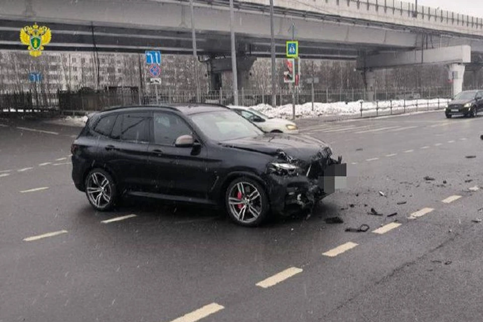 На месте ДТП работали оперативные службы города