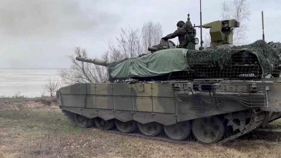 ВС России получили в 2023 году более 1,5 тысячи танков и 22 тысячи беспилотников Фото: кадр из видео