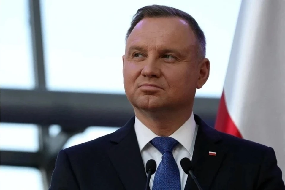 Президент соседней с Беларусью Польши Дуда созвал экстренное совещание из-за неопознанного объекта. Фото: REUTERS