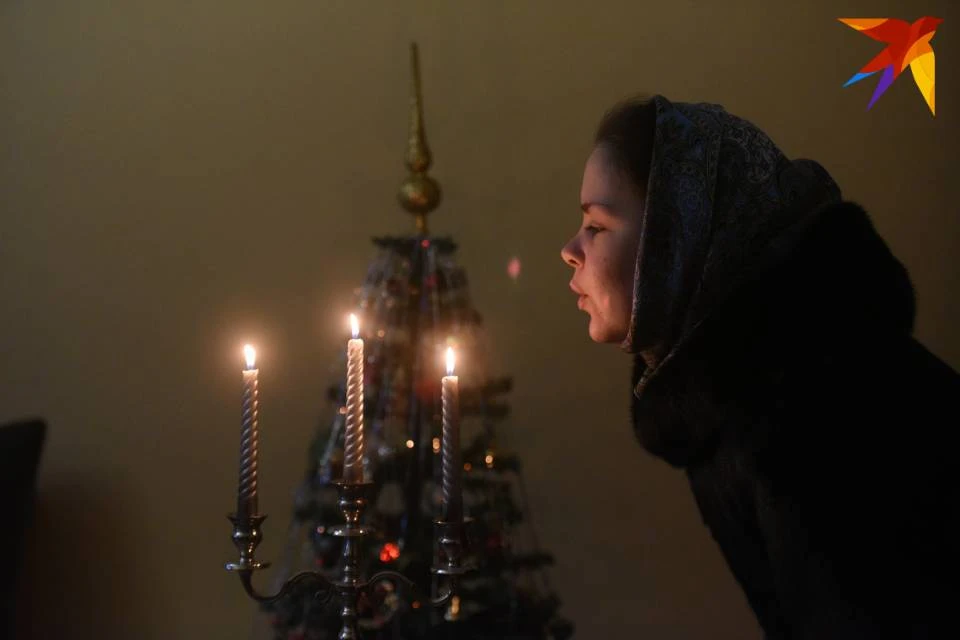Северян на праздниках просят быть осторожнее со свечами, гирляндами и т.д.