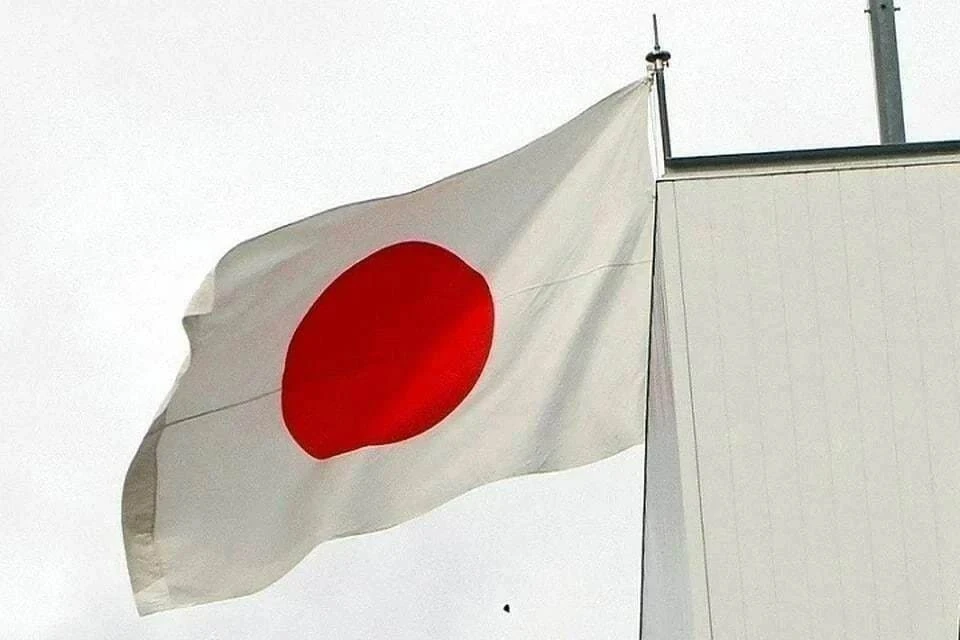 На западе Японии жителей предупредили о пятиметровом цунами