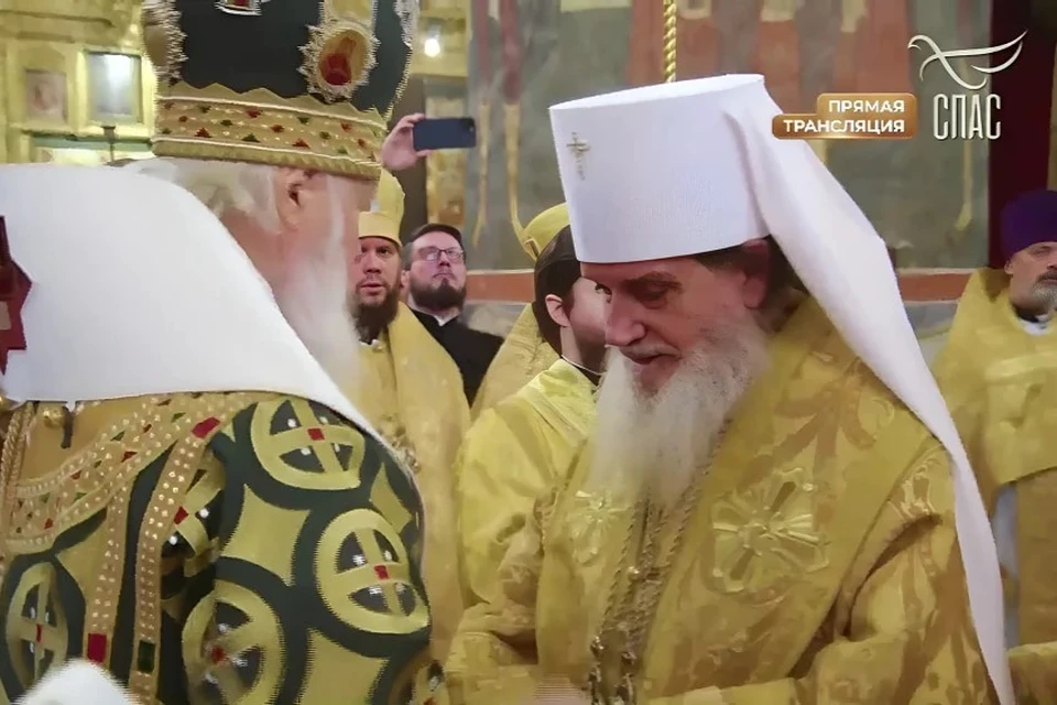 До того, как принять монашеский постриг, священнослужитель долгое время трудился ученым-биологом.