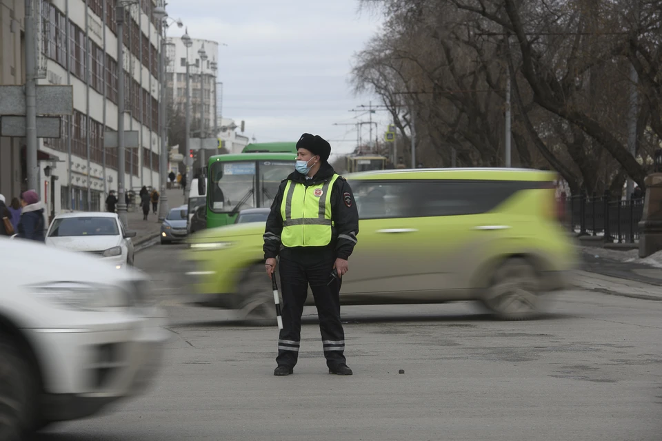 Полиция просит автолюбителей и пешеходов быть внимательнее.