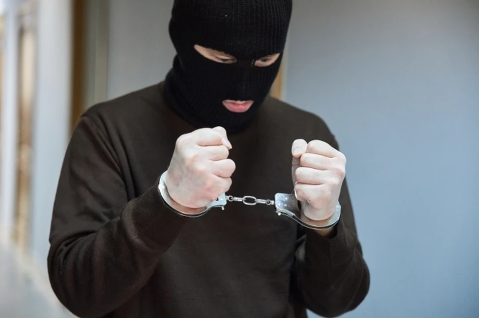 Уже имевший судимость мужчина 34 лет снимал квартиры в Елизово и Петропавловске-Камчатском.