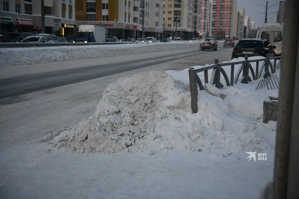 За ноябрь, декабрь и начало января в городе выпало 1,5 метра снега