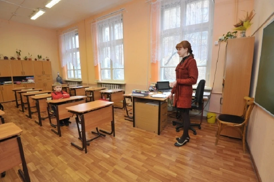 Пострадавшую после атаки ВСУ школу в Феодосии закрыли