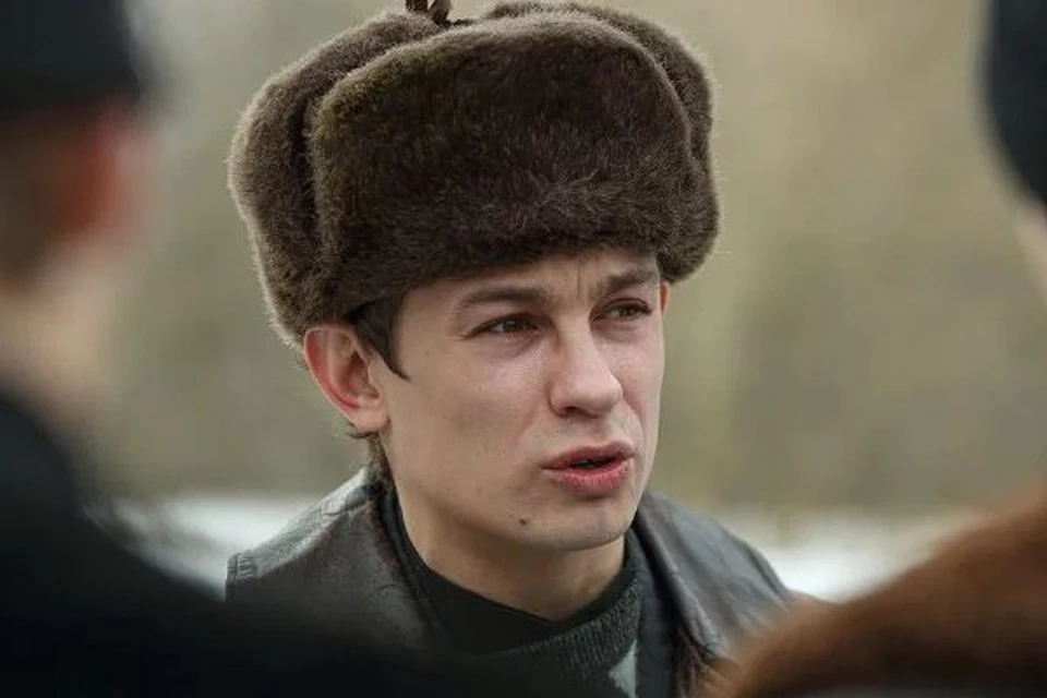 Никита Кологривый в сериале «Слово пацана». Фото — кадр из сериала «Слово пацана».