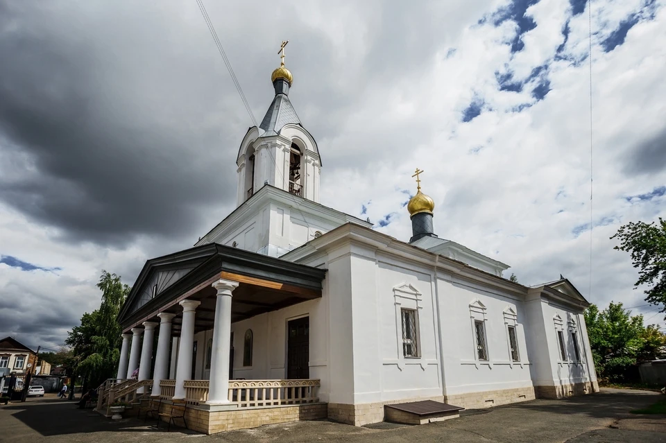 В программе запланированы русские, белорусские, украинские и польские рождественские песни и колядки. Фото: сообщество в вк "Храм Покрова Пресвятой Богородицы г. Оренбурга"