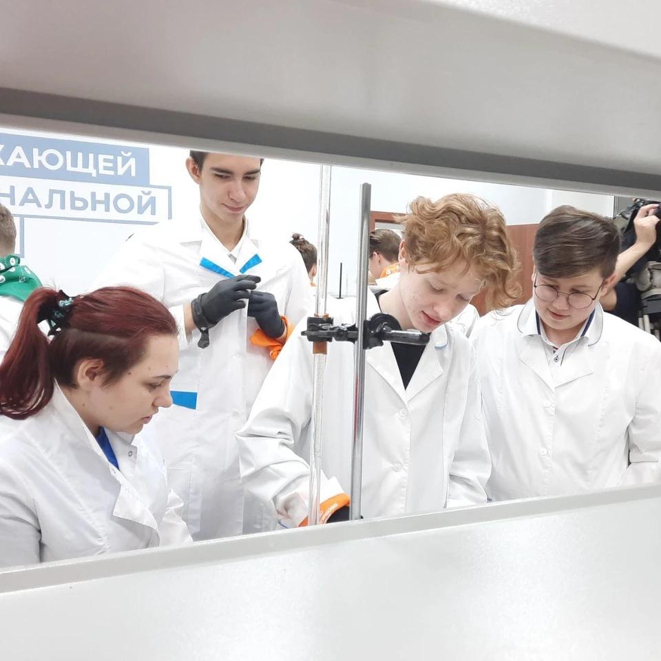 Дети Кузбасса транслируют свои идеи в научное сообщество. Фото - АПК.