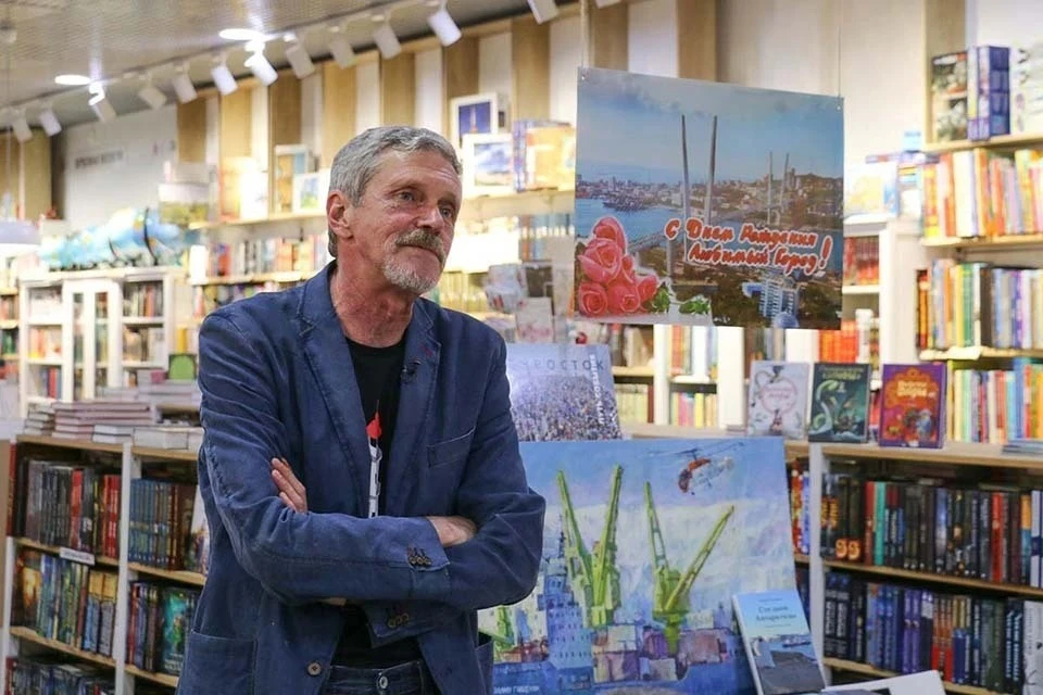 Андрей Островский.