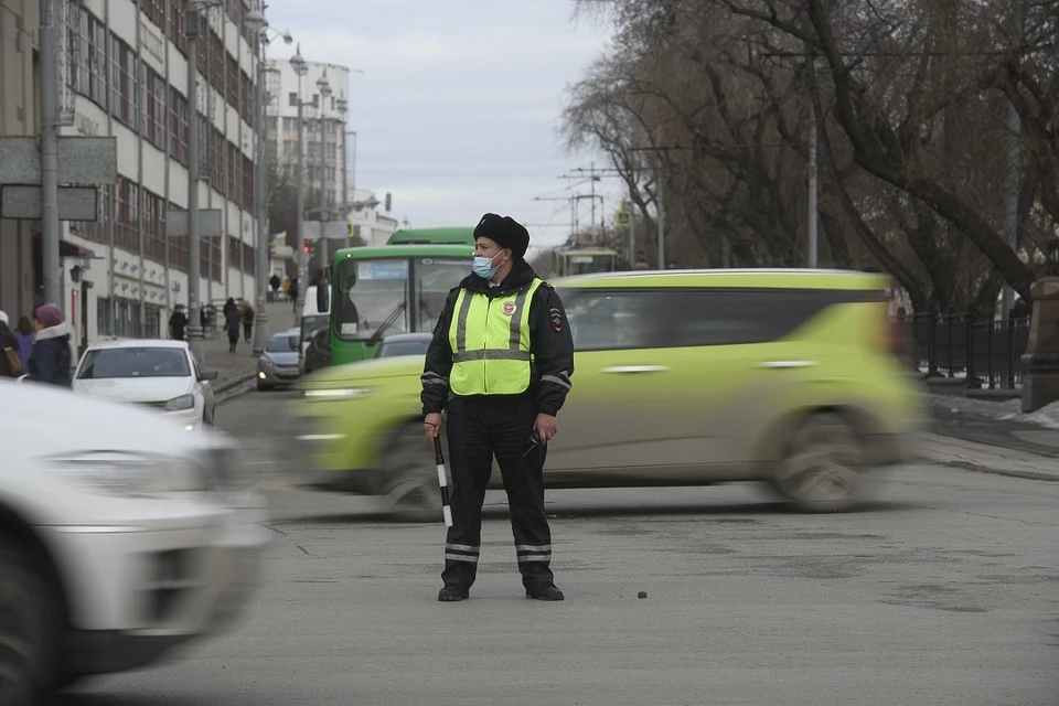 У жителей Новосибирска стали в 40 раз чаще конфисковывать автомобили.